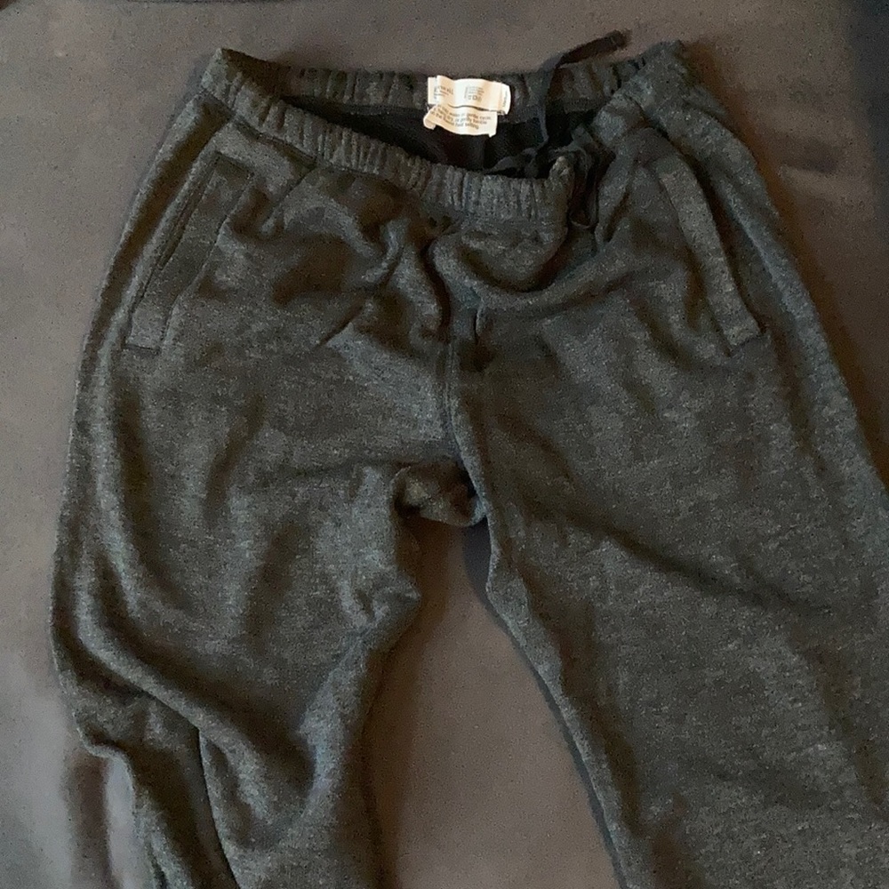 Entireworld loop back charcoal gray sweatpants size M - brand new with tags/bag